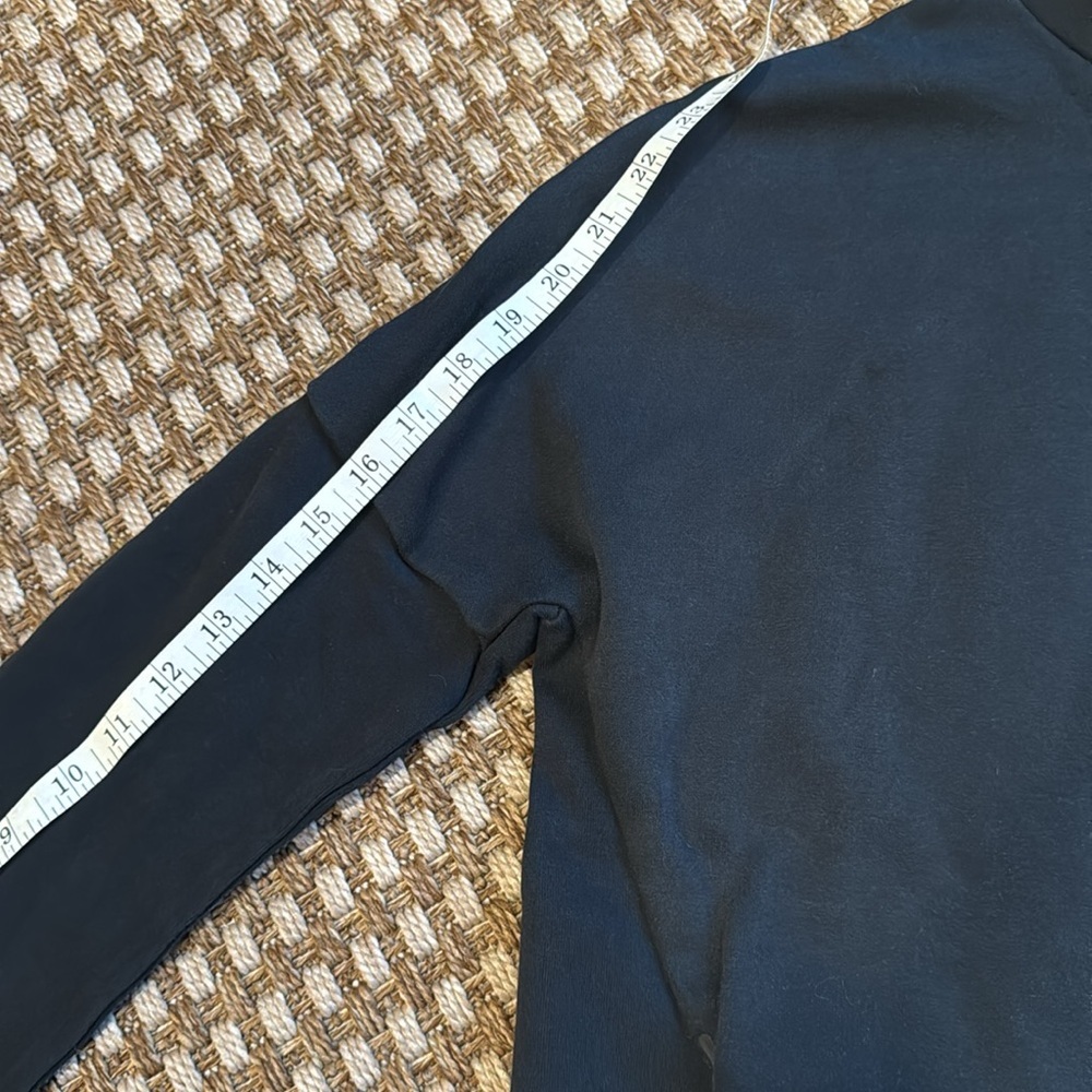 Nike Black Hoodie - Picture 8 of 9
